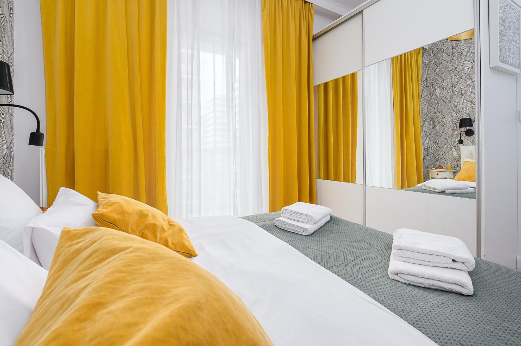 Prymasa Tysiaclecia - P&O Serviced Apartments Varsóvia Exterior foto